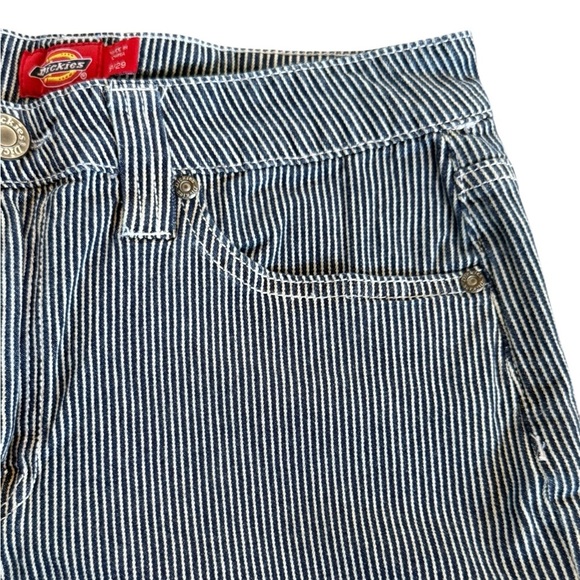 Dickies Striped Blue & white stretch denim Women's Shorts size 9/29 EUC - Picture 5 of 11